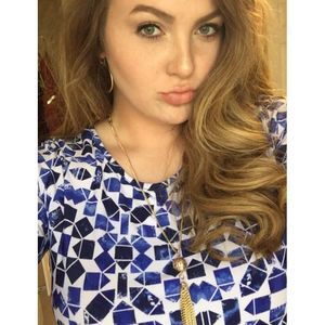 Meet your Posher, Grace